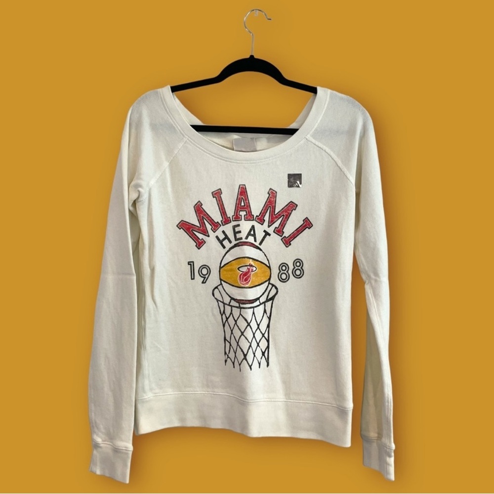 NEW Junk Food 1988 Miami Heat Basketball Vintage Looking Sweater - Size: S